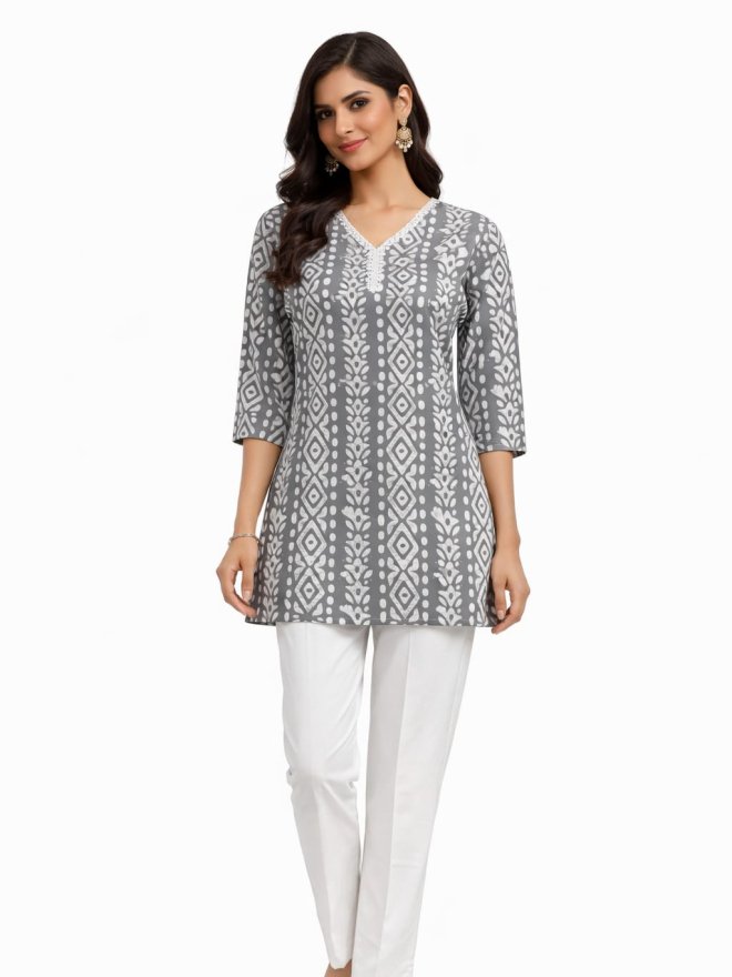 Women’s Grey Printed Straight Kurti Top